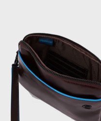 Piquadro B2 Revamp flat clutch with credit card holder, mahogany