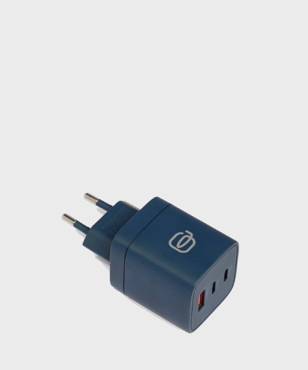 Piquadro USB power supply charger plug with 2...
