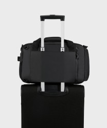American Tourister Upventure boarding bag, black