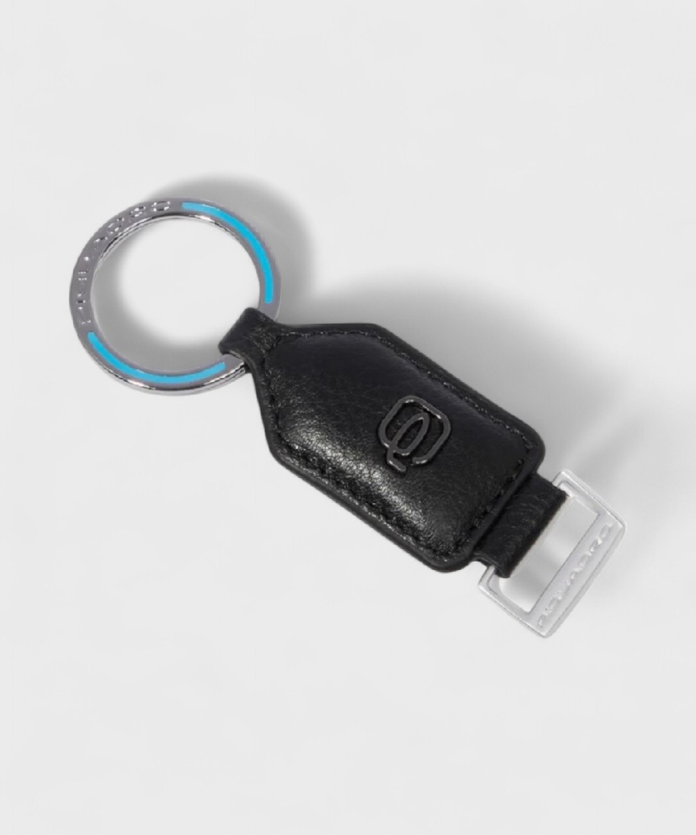 Piquadro Black Square rectangular key ring, black