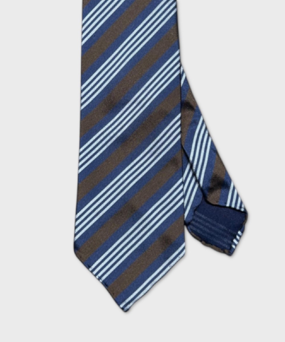 Petronius 1926 three fold silk tie, regimental...