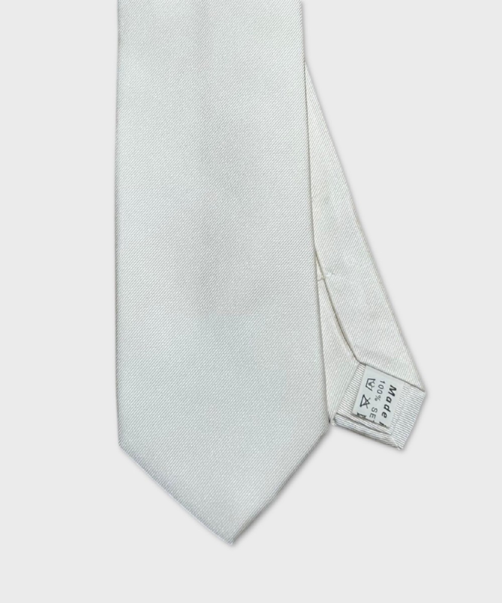 Galise three fold silk tie, plain white