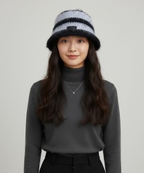 Catarzi Ermellino Wool Cloche Hat, Two-Tone Pearl Black