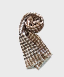 Andrea's 1947 Jules scarf, rust