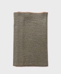 Andrea's 1947 houndstooth scarf, rust