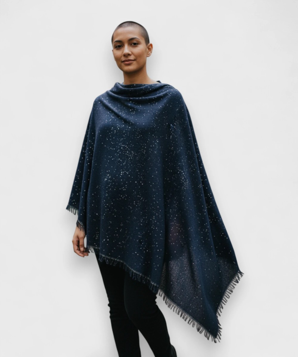 Bluestars poncho in wool and cashmere blend...