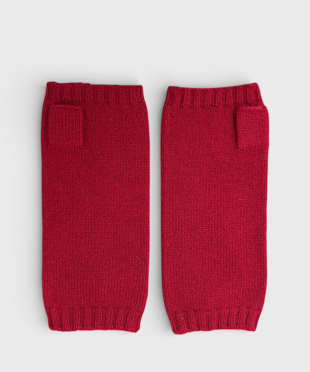 Frangipani cut-finger gloves in wool and cashmere, red