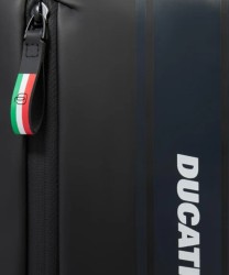 Piquadro x Ducati Corner C2OW monospalla con portabilità a