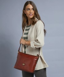The Bridge Story brown leather duffel bag