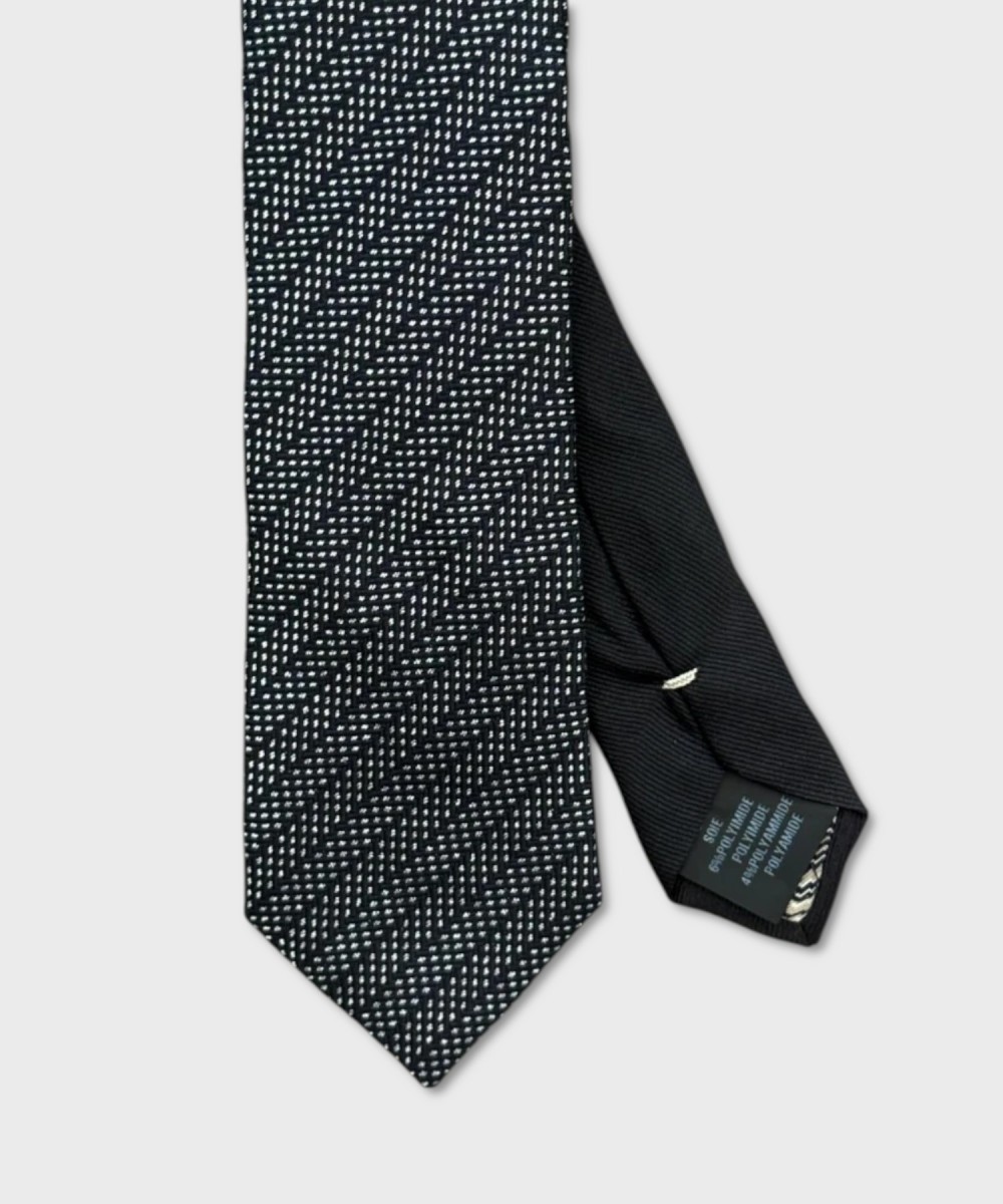 Missoni three-fold zigzag silk tie with black...