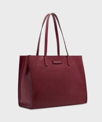 The Bridge Mirra zip-up shopping bag in Barolo red leather