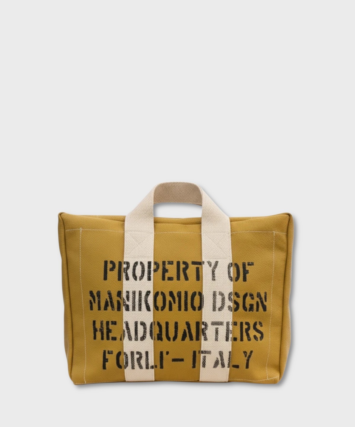 Manikomio Dsgn 38 duffel bag, mustard leather