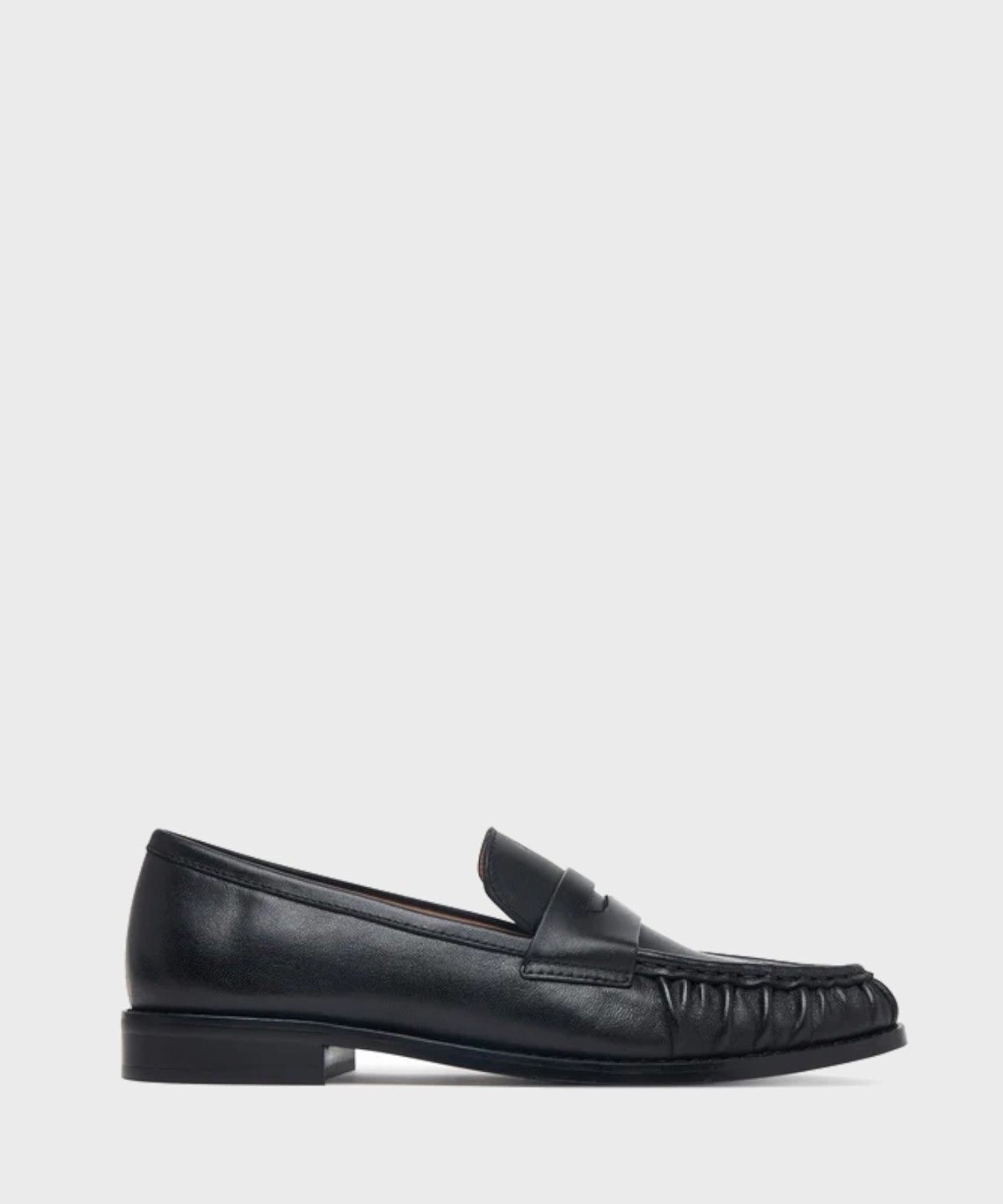 Furla Soft mocassino arricciato in pelle nera