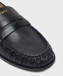 Furla Soft mocassino arricciato in pelle nera