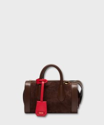 Lancel BCBG mini borsa bowling in pelle color cocco con tracolla e charm rosso | Galise dal 1907
